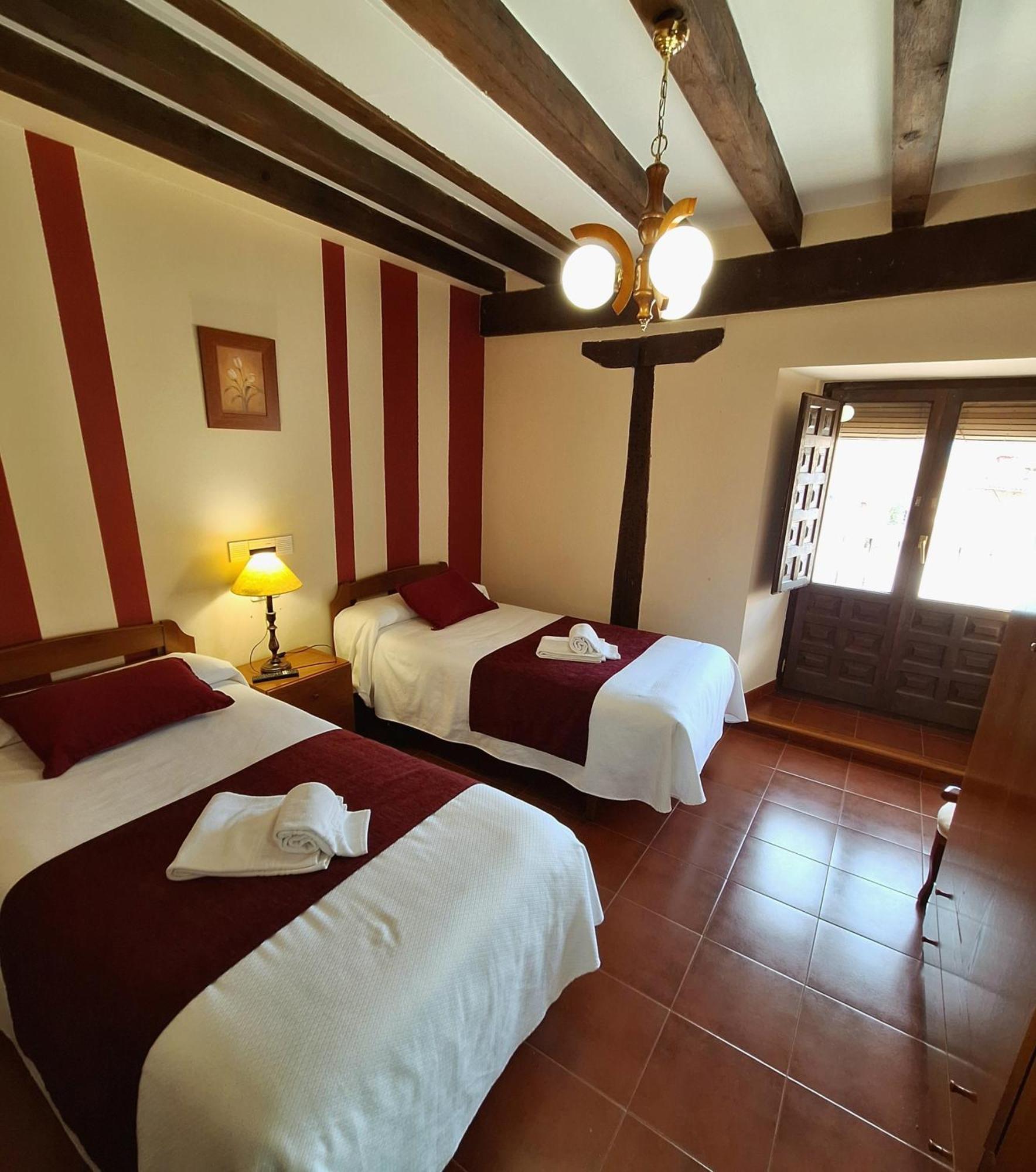 Hostal Rio Duero Molinos de Duero Εξωτερικό φωτογραφία