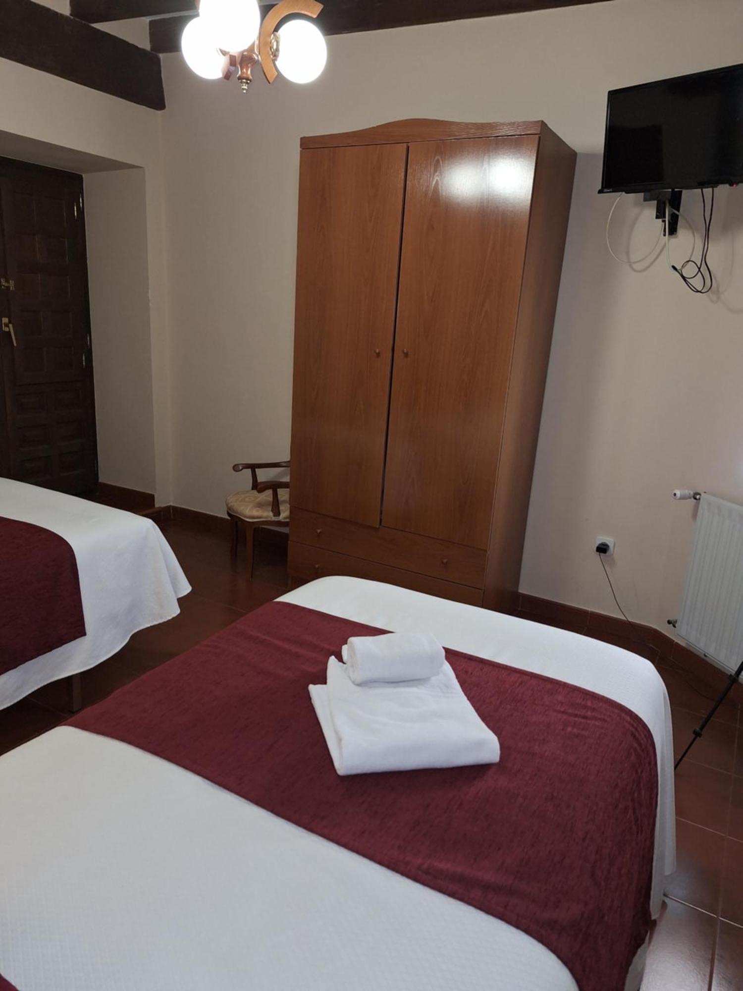 Hostal Rio Duero Molinos de Duero Εξωτερικό φωτογραφία